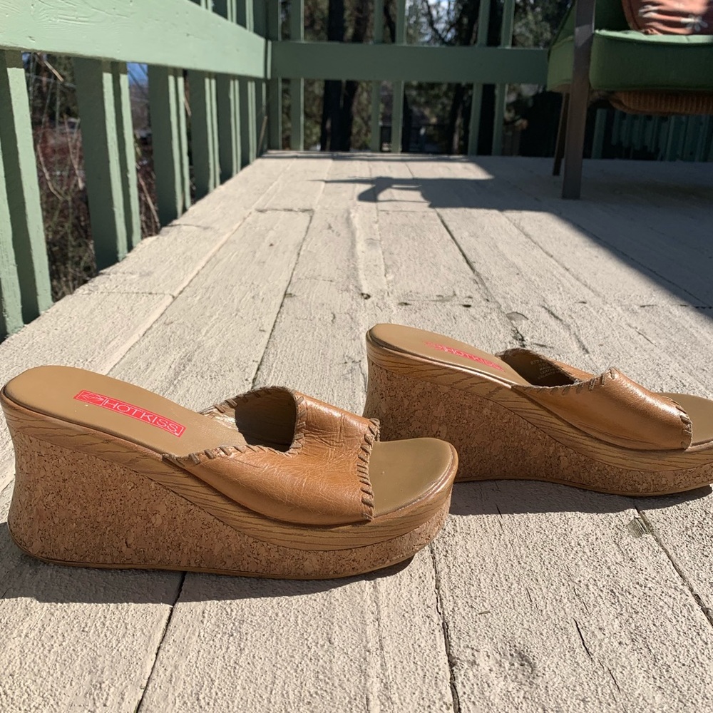 Brown wedges